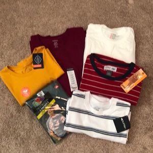 Bundle of NEW Men’s short sleeve T-shirts.
